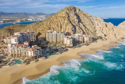 Image de Heartbeat of Cabo, Fantastic views, 10 minute walk to marine Buen dia
