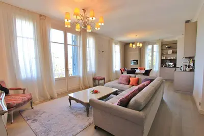Image de Luxury 3 bedroom apartment with a swimming pool, Cap d'Antibes.