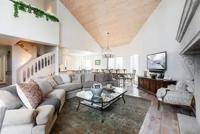 Image de Northwood's Ski-In/Ski-Out Deluxe 5-Bed 5-Bath