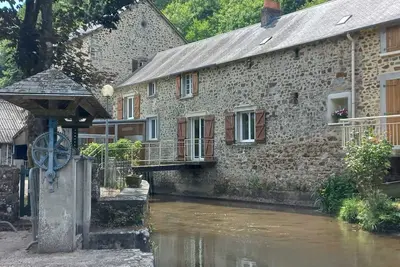 Image de Belle maison au bord de l'eau