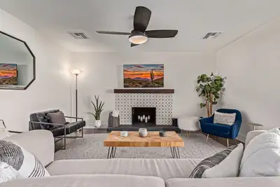 Image de Greenway Getaway - Private Pool - North Scottsdale
