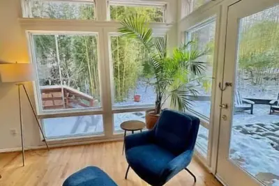 Image de Best Vacation Home in Arlington, 4 bedrooms 3 full bath, King bed, 10 guests
