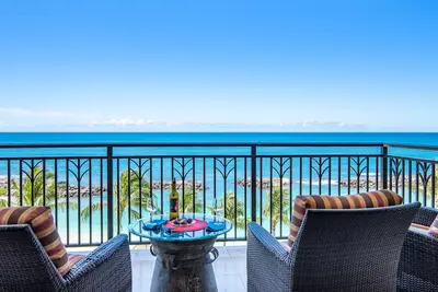 Image de Ko Olina Beach Villas 410: 4th Floor Ocean Front, Gourmet Kitchen, Private Lanai