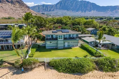 Image de Makaha-465 Farrington: Spacious 4br Oceanfront Haven with Modern Amenities