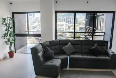 Luxury Penthouse with Panoramic view of El Escalon! Washer/Ac/Wifi 3 Full Baths