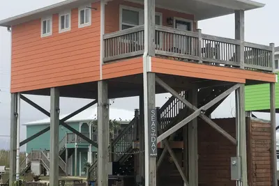 Image de Cozy studio walking distance to the beach, Seas the Day Beach House