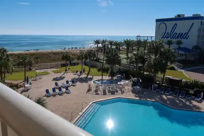 Image de Destin West Gulfside #406 - Amazing Beach View with Free Beach Service!