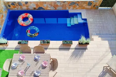 Image de Villa, piscine privée, toit terrasse et proche de la plage