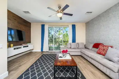 Image de Epic Universe Beautiful Vacation Townhome - 4031