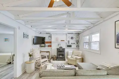 Image de Riverfront Topsham Home ~ 28 Mi to Portland!