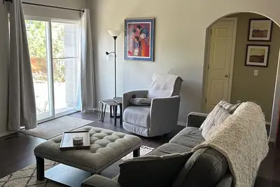 Image de 4 Bedroom/3 Bath - Spacious Briargate Ranch Home with Office and WiFi near Usafa