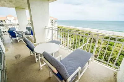 Image de Ocean Front Condo - Excellent Location Next to Pier! Family Friendly! \n