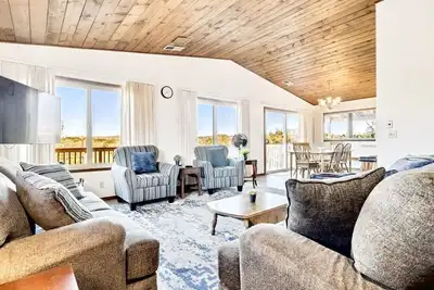 Image de Perfect Private Lakeside Getaway in Atascadero!