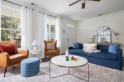 Image de Pina Colada | 3br Retreat in Park Circle with Golf