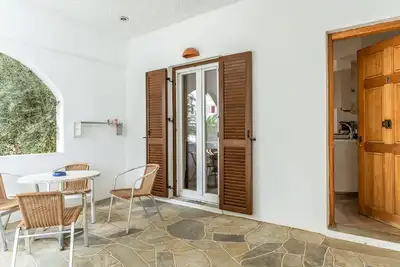 Image de Appartement 'Cyclades Beach 1' avec terrasse partagée, Wi-Fi et climatisation