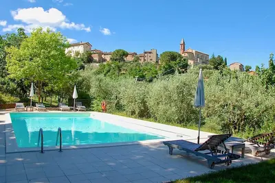 Image de Superbe appartement Ă Paciano avec WiFi