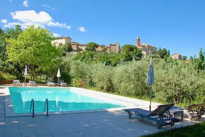 Image de Superbe maison de 2 chambres Ă Paciano