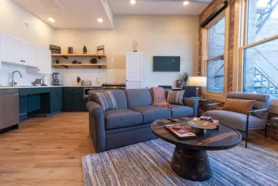 Image de Luxury Residential Suite Duluth Press 102 | Ada