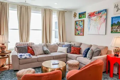 Image de Just Peachy by Apex Short Term Stays