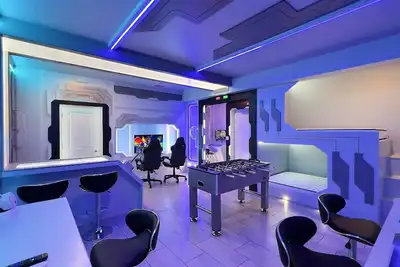 4573tb-New Listing- 10bed\/5 bath-Private Pool&Spa