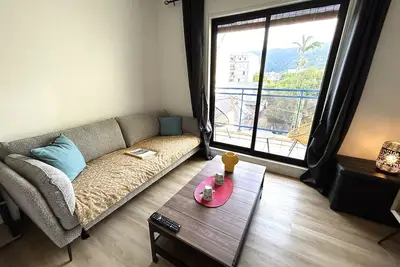 Image de Cosy T2 proche du centre de St-Denis