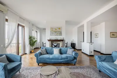 Image de Easylife - Elegant attic 2 min from Sempione Park