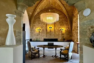 Image de New! Historic Chateau near Uzès, The Vaulted Palace, 1 of 3 apartments, courtyar