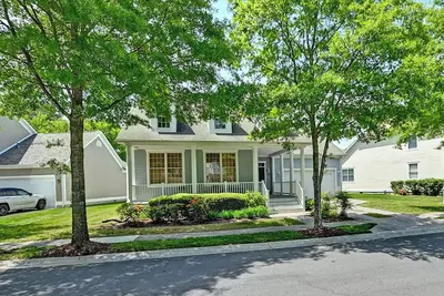 Image de Spacious 3 bed, dog friendly home in the Bear Trap Dunes community! Indoor and outdoor pool, beach shuttle service, Wifi, tennis and more!