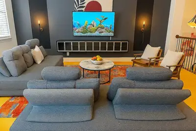 Image de Spring Special | Private Jacuzzi | Near Galleria