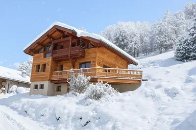 Image de Chalet à Peisey-Nancroix - Paradiski (14 places)