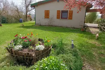 Image de Petit coin de paradis pour 2 personnes. Meublé 3 étoiles. Chiens acceptés.