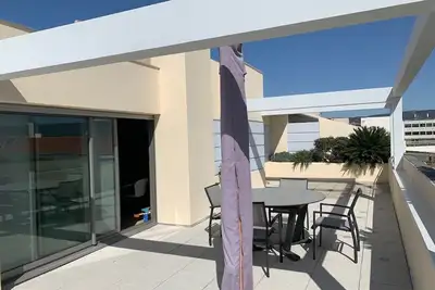 Image de Appartement à La Ciotat Avec Grande Terrasse de 50m² à Deux pas du Vieux Port