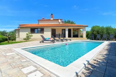 Image de Maison de vacances Ližnjan pour 1 - 8 personnes avec 4 chambres à coucher - Maison de vacances