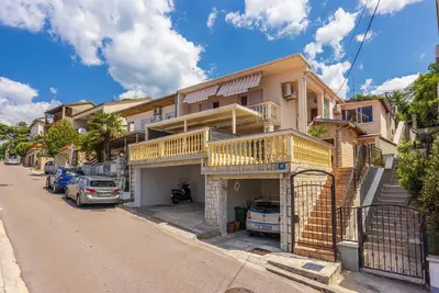 Image de Appartement de vacances Crikvenica pour 2 - 4 personnes avec 2 chambres à coucher - Appartement de v