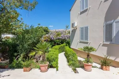 Image de Appartement de vacances pour 4 personnes  + 2 enfants env. 75 qmà Dubrovnik, Dalmatie (Sud de la Dalmatie)