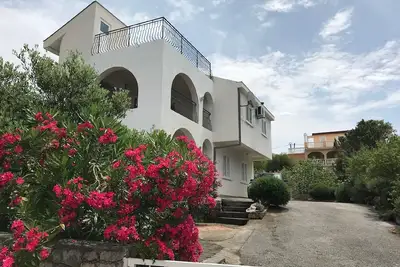 Image de Appartement de vacances Karlobag pour 1 - 5 personnes avec 2 chambres à coucher - Appartement de vac