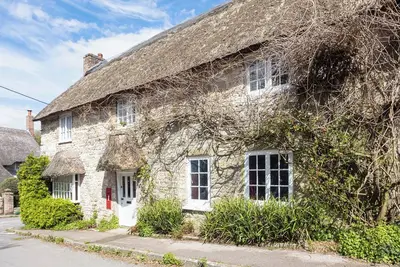 Image de Post Office Cottage, pet friendly, with a garden in Osmington