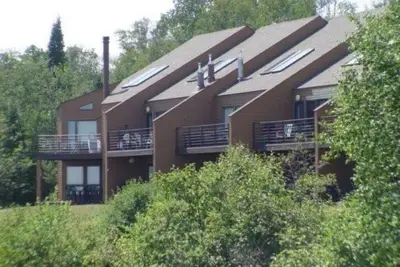 Image de Spectacular view Lake Superior. Spacious Lakehome on lakeshore, unit #99.