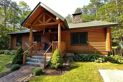 Image de Cozy Bear Cabin - 10 minutes from Cranmore and Attitash mountains