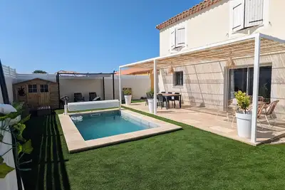 Image de Villa Moderne 121 M2, 8 Personnes, Piscine, Aire de Jeux. Proche mer et Rivière