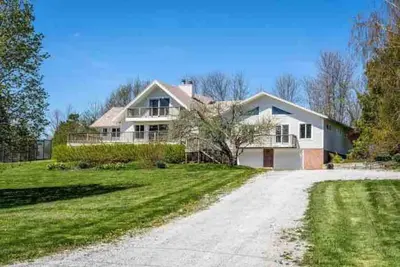 Image de Island waterfront Retreat