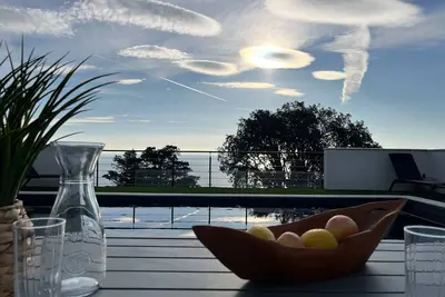 Image de Villa moderne vue mer pour 10 pers, avec piscine a 5mn de Bastia.