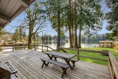 Image de Lake Front Retreat at Cain Lake