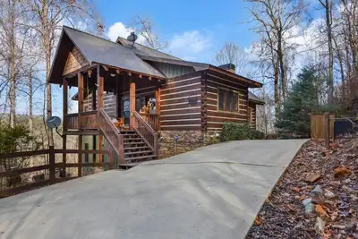 Image de Million dollar Mountain View! Hot tub, Fire place, Game room & Fire pit!