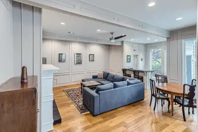 Image de Extended Stays in Upscale Prime Location with Pool Access