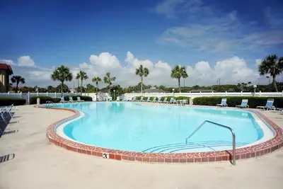 Image de Updated Oceanfront, Oceanviews! 5 Hot Tubs 2 Resort Pools! Trolley🌴 St Augustine Beach