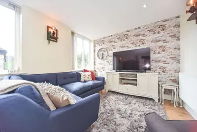 Image de Coach House Mews, sleeps 6! Contemporary property in the popular Matlock Bath