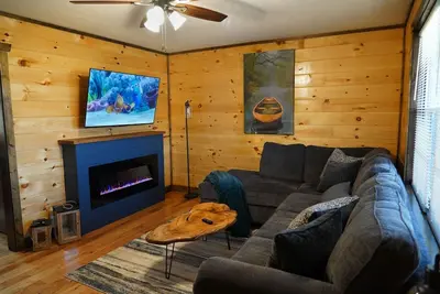 Image de Paddleboards Kayaks Private Lake Access 3 Br Sleeps 6 King Beds