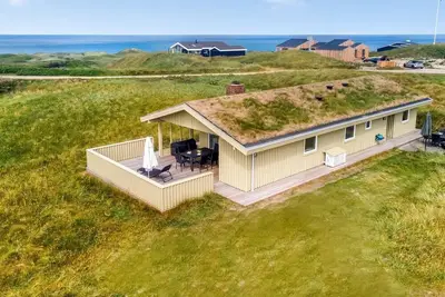 Image de \"Pinja\" - 400m from the sea by Interhome