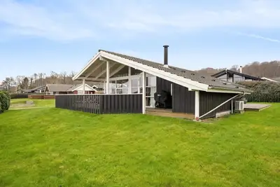 Image de \"Sohvi\" - 300m from the sea by Interhome